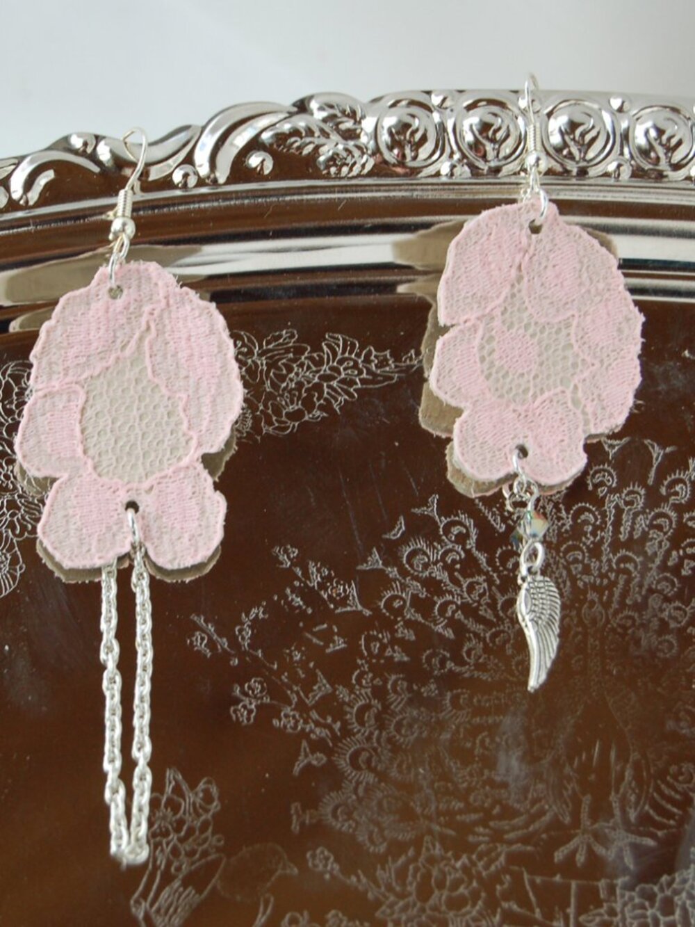 Mismatched floral earrings - Rose lace - Vintage floral pink upcycled leather
